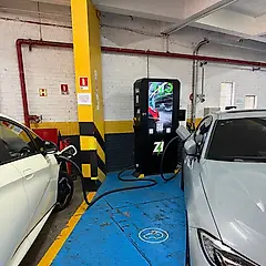 Miniatura 3 da estação Garage Gigante Zeta Uno