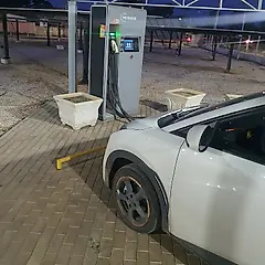 Miniatura 4 da estação JBA Energia Solar e Carros Elétricos