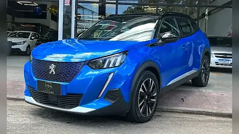 Foto de um peugeot e-2008