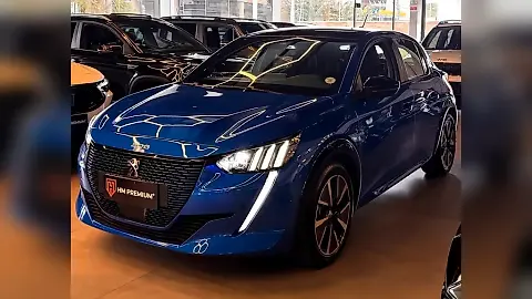 Foto de um peugeot e-208