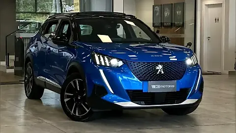 Foto de um peugeot e-2008