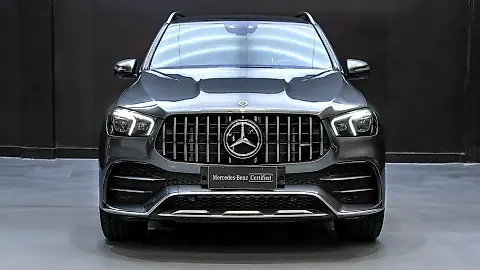Foto de um mercedes gle500e