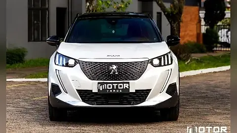 Foto de um peugeot e-2008