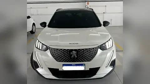 Foto de um peugeot e-2008