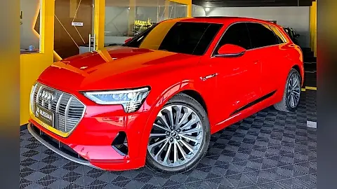 Foto de um audi e-tron