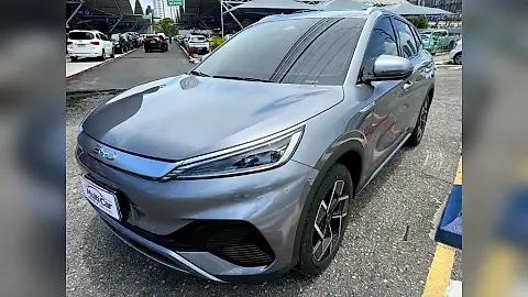 Foto de um byd yuan plus