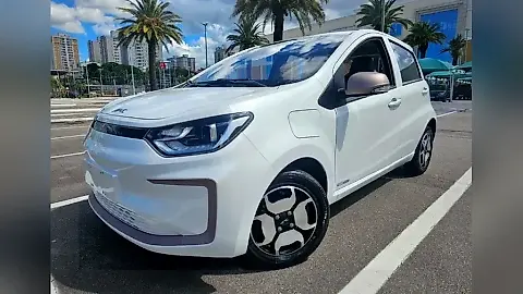 Foto de um jac e-js1