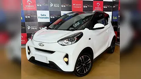 Foto de um chery eq1