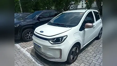 Foto de um jac e-js1