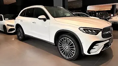 Foto de um mercedes glc 300e