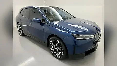 Foto de um bmw ix