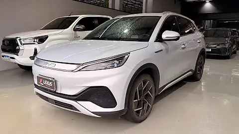Foto de um byd yuan plus