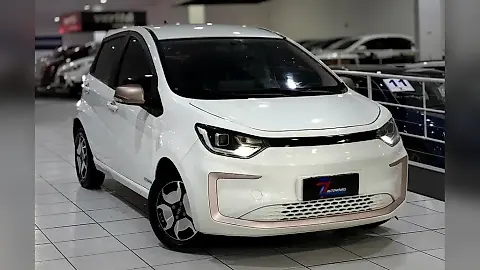 Foto de um jac e-js1