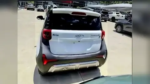 Foto de um chery eq1