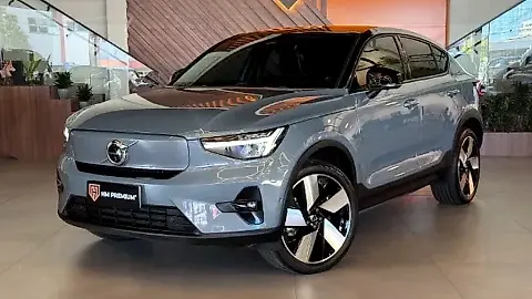 Foto de um volvo c40 recharge