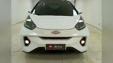 Foto de um chery eq1
