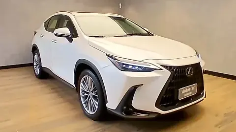 Foto de um lexus nx