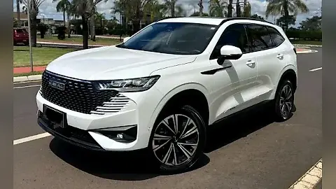 Foto de um gwm haval h6 plug-in hybrid