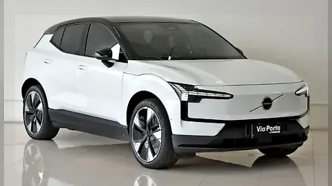 Foto de um volvo ex30
