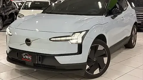 Foto de um volvo ex30