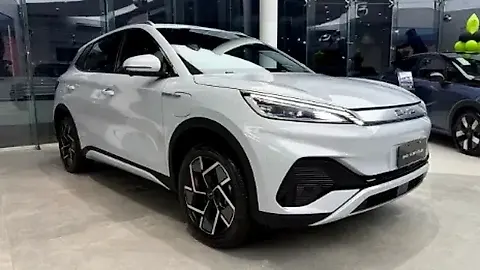 Foto de um byd yuan plus