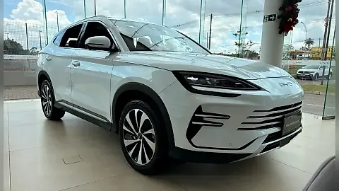 Foto de um byd song plus