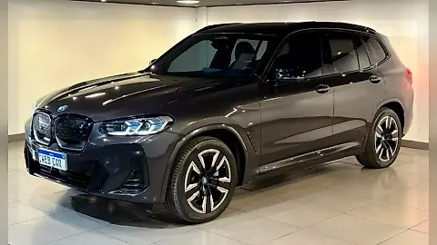Foto de um bmw ix