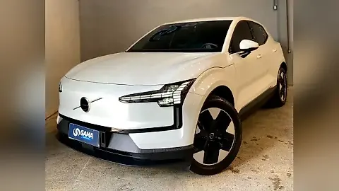 Foto de um volvo ex30
