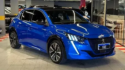 Foto de um peugeot e-208