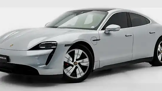 Foto de um porsche taycan