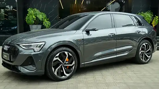 Foto de um audi e-tron