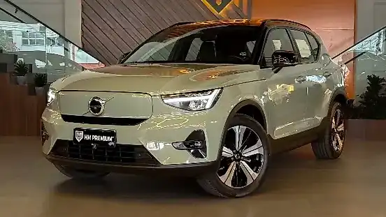 Foto de um volvo xc40 recharge