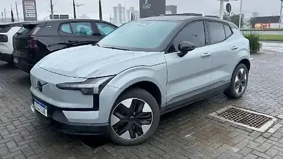 Foto de um volvo ex30