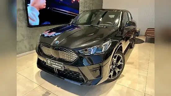 Foto de um bmw ix2