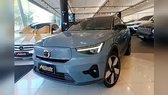 Foto de um volvo c40 recharge