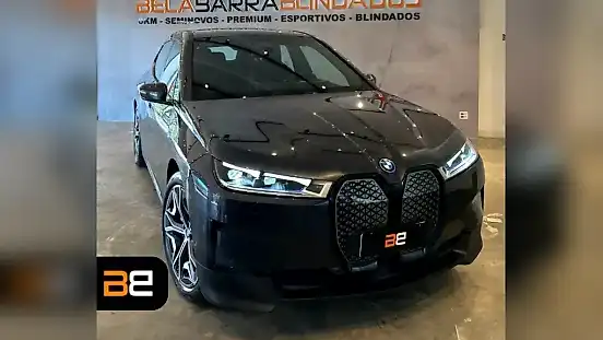 Foto de um bmw ix