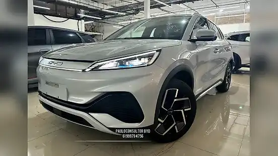 Foto de um byd yuan plus