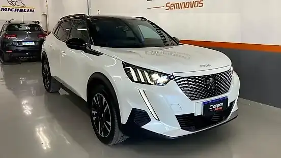 Foto de um peugeot e-2008