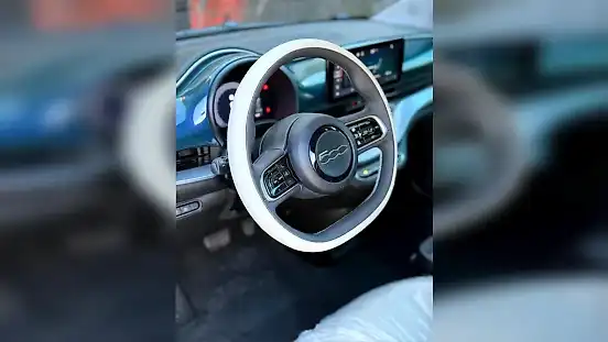 Foto de um fiat 500e