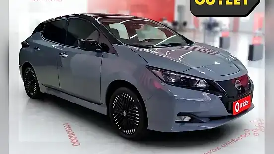 Foto de um nissan leaf