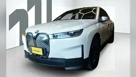 Foto de um bmw ix