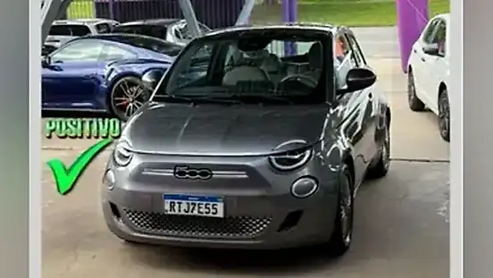 Foto de um fiat 500e