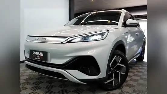 Foto de um byd yuan plus