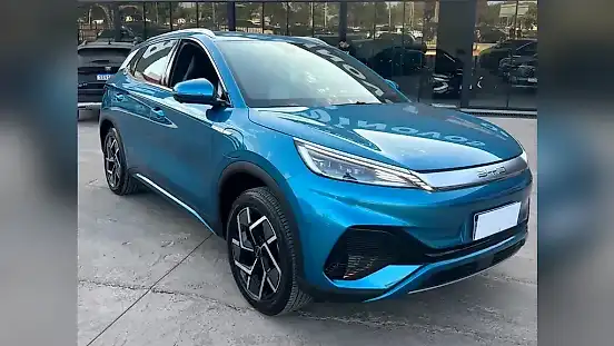 Foto de um byd yuan plus
