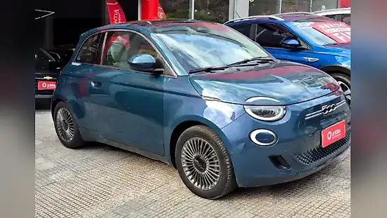 Foto de um fiat 500e