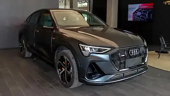Foto de um audi e-tron sportback
