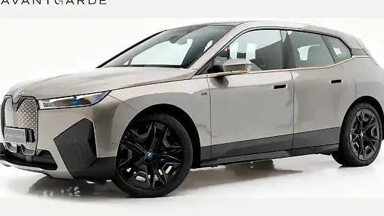 Foto de um bmw ix