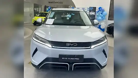 Foto de um byd yuan pro
