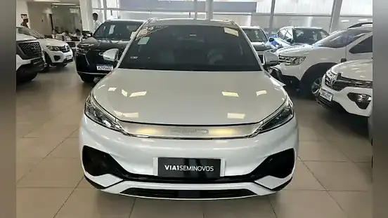 Foto de um byd yuan plus