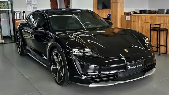 Foto de um porsche taycan